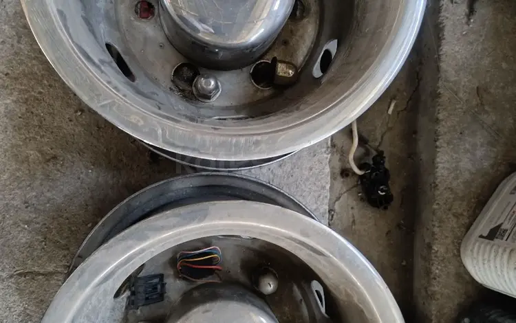 Колпаки хромированные mercedes sprinter w904 за 40 000 тг. в Шымкент