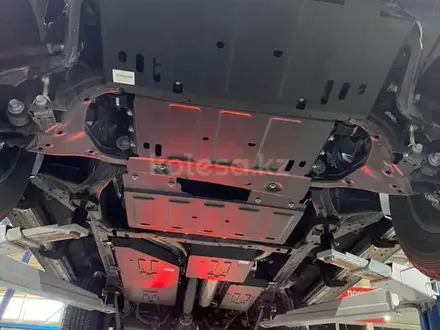 Toyota Land Cruiser 2023 года за 59 500 000 тг. в Астана – фото 6