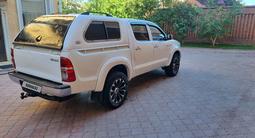 Toyota Hilux 2013 годаүшін9 900 000 тг. в Уральск – фото 5