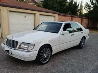 Mercedes-Benz S 320