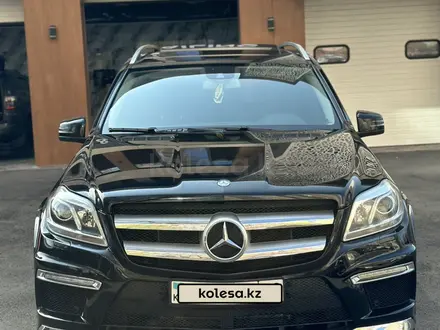 Mercedes-Benz GL 450 2015 года за 23 000 000 тг. в Алматы