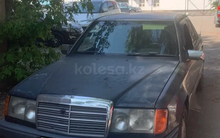 Mercedes-Benz E 260 1992 года за 800 000 тг. в Алматы