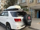 Toyota Fortuner 2005 годаүшін7 500 000 тг. в Актау – фото 2