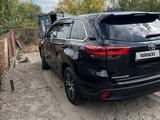 Toyota Highlander 2019 года за 15 800 000 тг. в Алматы – фото 4