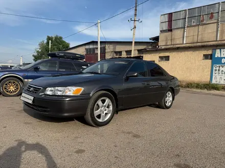 Toyota Camry 2000 года за 3 600 000 тг. в Шымкент – фото 3