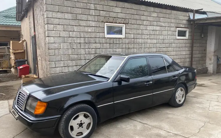 Mercedes-Benz E 220 1992 годаfor1 900 000 тг. в Шымкент