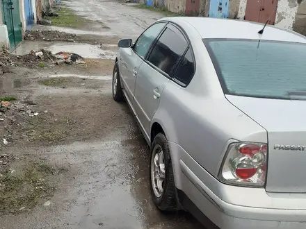 Volkswagen Passat 2001 года за 2 500 000 тг. в Караганда – фото 3