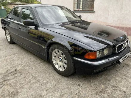 BMW 728 1997 года за 2 350 000 тг. в Алматы – фото 19