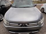 Mitsubishi Outlander 2014 года за 5 200 000 тг. в Актобе – фото 2