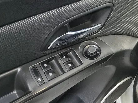 Chevrolet Cruze 2014 года за 2 300 000 тг. в Усть-Каменогорск – фото 23