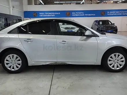 Chevrolet Cruze 2014 года за 2 300 000 тг. в Усть-Каменогорск – фото 4