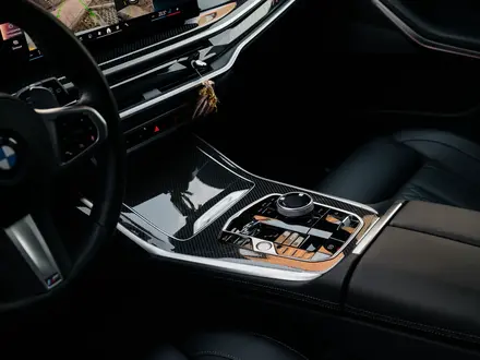 BMW X7 2024 года за 65 000 000 тг. в Алматы – фото 17