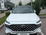 Hyundai Santa Fe 2023 годаүшін17 500 000 тг. в Алматы