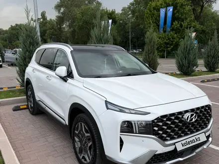 Hyundai Santa Fe 2023 года за 17 500 000 тг. в Алматы – фото 5