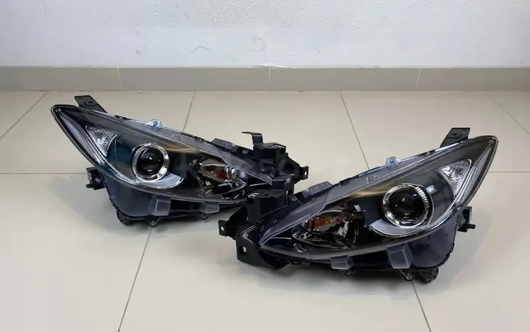 Фара Mazda 3 за 1 000 тг. в Астана