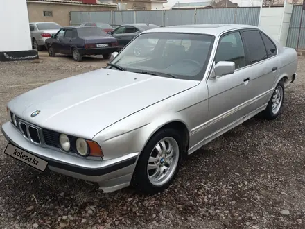 BMW 520 1989 года за 645 000 тг. в Кызылорда – фото 2