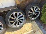Skoda superb R18 оригинал диски за 550 000 тг. в Алматы – фото 3
