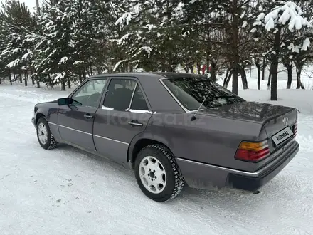 Mercedes-Benz E 200 1992 года за 1 500 000 тг. в Петропавловск – фото 8