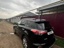 Toyota RAV4, 2016