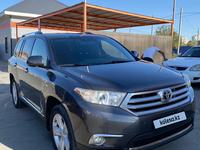 Toyota Highlander 2013 годаүшін13 500 000 тг. в Атырау