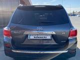 Toyota Highlander 2013 годаfor13 500 000 тг. в Атырау – фото 5