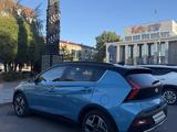Hyundai Bayon 2023 годаүшін8 150 000 тг. в Караганда – фото 5