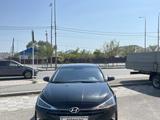 Hyundai Elantra 2019 года за 7 000 000 тг. в Атырау – фото 3