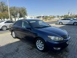 Toyota Camry 2005 годаүшін4 200 000 тг. в Актау – фото 2