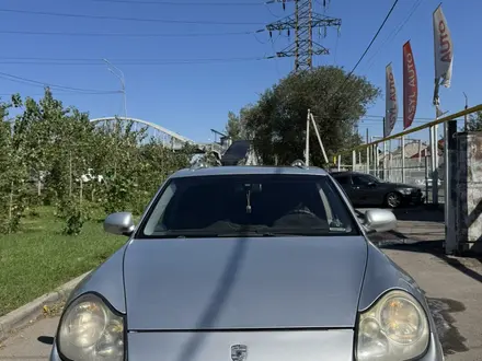 Porsche Cayenne 2005 года за 4 000 000 тг. в Алматы – фото 12