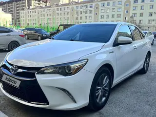 Toyota Camry, 2015