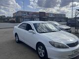 Toyota Camry 2002 года за 3 400 000 тг. в Актобе – фото 2