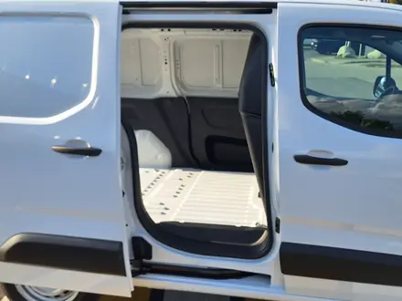Toyota ProAce Verso 2024 года за 19 300 000 тг. в Алматы – фото 24