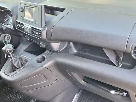 Toyota ProAce Verso 2024 года за 19 300 000 тг. в Алматы – фото 29