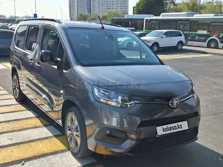 Toyota ProAce Verso 2024 года за 19 300 000 тг. в Алматы – фото 92