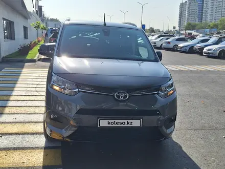 Toyota ProAce Verso 2024 года за 19 300 000 тг. в Алматы – фото 95