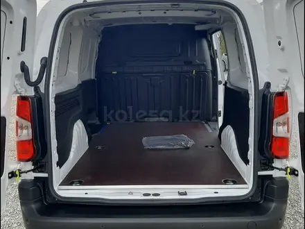 Toyota ProAce Verso 2024 года за 19 300 000 тг. в Алматы – фото 11
