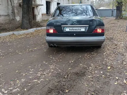 Mercedes-Benz E 320 1993 года за 2 500 000 тг. в Алматы – фото 3