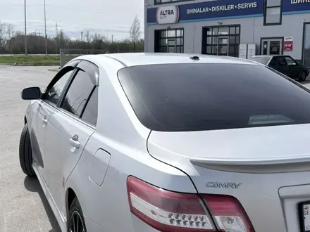 Toyota Camry 2011 года за 4 400 000 тг. в Уральск – фото 9