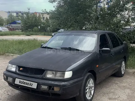 Volkswagen Passat 1995 года за 1 000 000 тг. в Уральск – фото 4