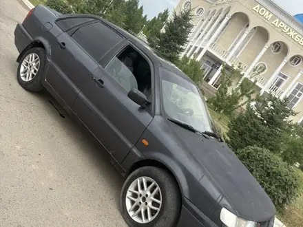Volkswagen Passat 1995 года за 1 000 000 тг. в Уральск – фото 2