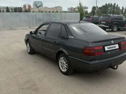 Volkswagen Passat 1995 года за 1 000 000 тг. в Уральск – фото 6