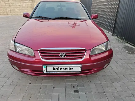 Toyota Camry 1996 года за 3 800 000 тг. в Тараз – фото 2