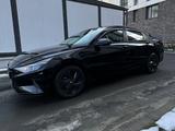 Hyundai Elantra 2022 года за 8 100 000 тг. в Алматы