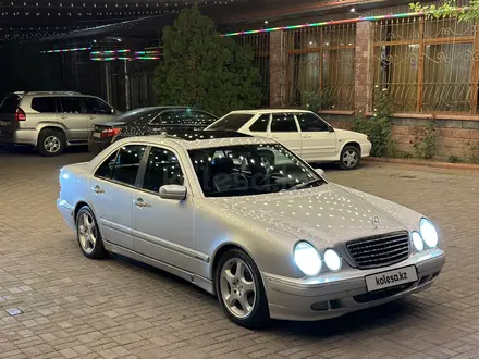 Mercedes-Benz E 320 2001 года за 4 500 000 тг. в Алматы – фото 4