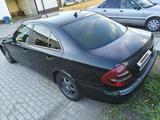 Mercedes-Benz E 200 2003 года за 4 200 000 тг. в Караганда – фото 5