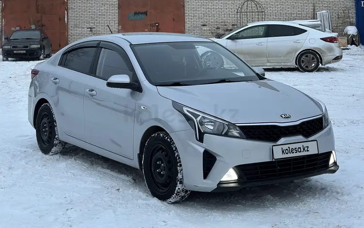 Kia Rio 2021 годаfor7 860 000 тг. в Уральск