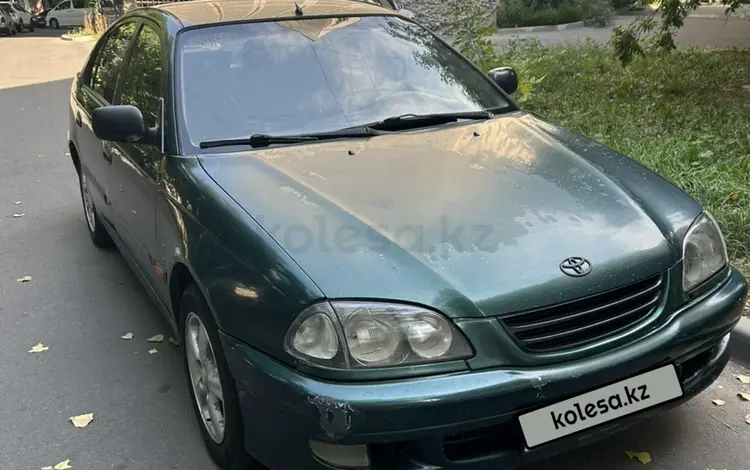 Toyota Avensis 1998 года за 2 000 000 тг. в Алматы