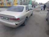 Toyota Camry 1999 года за 2 500 000 тг. в Семей – фото 4