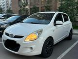 Hyundai i20 2010 годаүшін2 800 000 тг. в Астана – фото 2