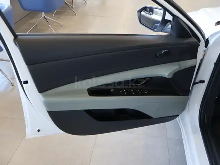 Hyundai Elantra Luxe 2024 года за 14 390 000 тг. в Астана – фото 10